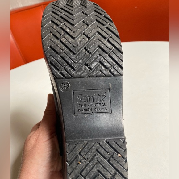 Clogs - Picture 5 of 11